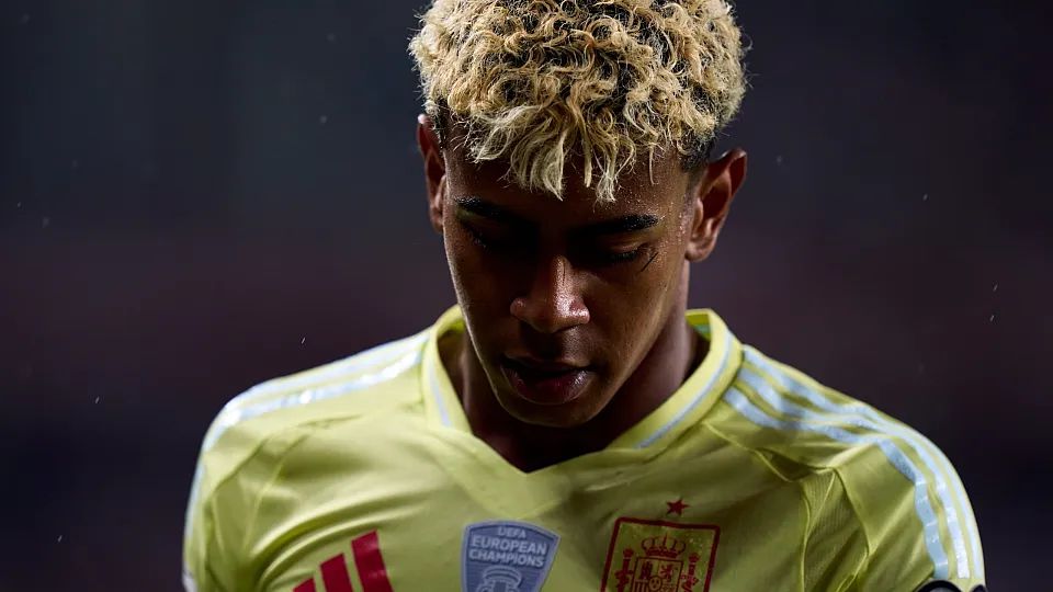 เจ้าหน้าที่ชาวสเปน: ยามาลไม่ได้สื่อสารกับแพทย์ประจำทีมและเข้ารับการผ่าตัด และจะถอนตัวจากทีมชาติชุดปัจจุบัน