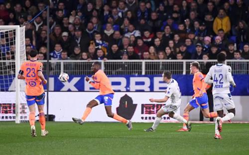 โอแซร์ vs มาร์กเซย