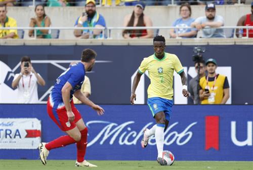 สหรัฐอเมริกา vs บราซิล