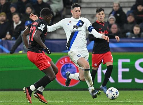 อินเตอร์ มิลาน vs โฟรซิโนเน่