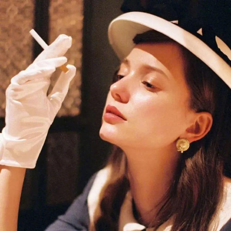 6686体育铁牌作者Paul