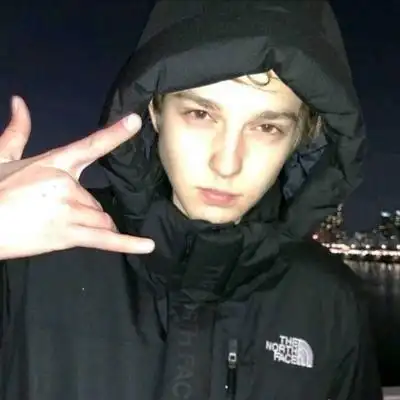 6686体育银牌作者Madison