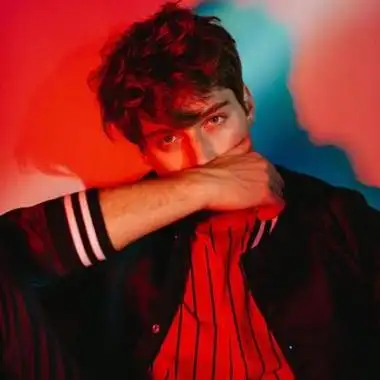 6686体育合作伙伴Zeke